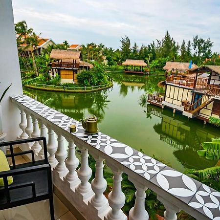 Coconut Hamlet Homestay Хойан Экстерьер фото