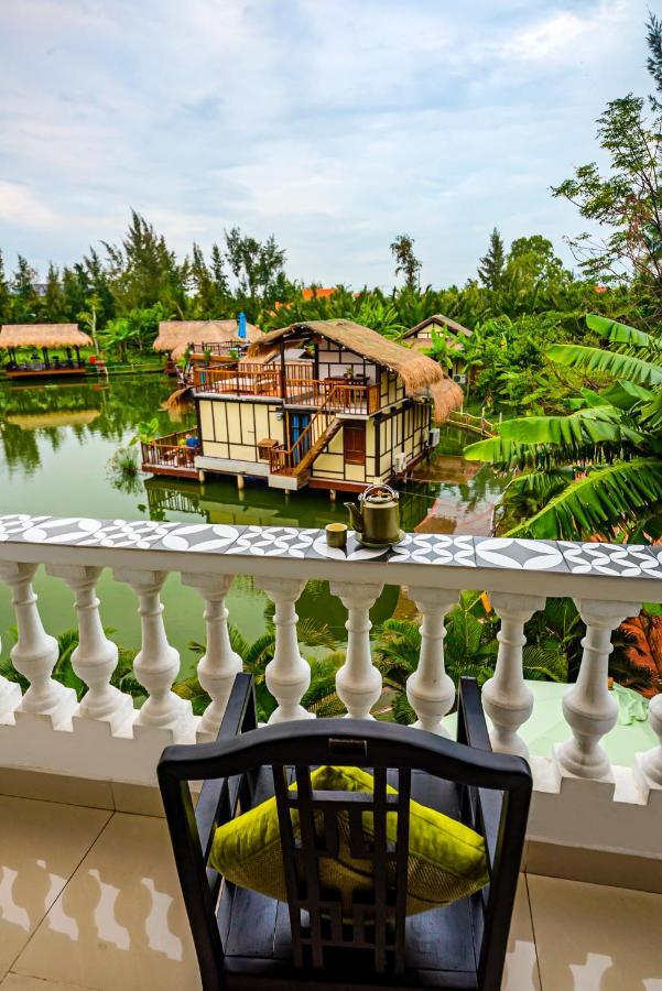 Coconut Hamlet Homestay Хойан Экстерьер фото